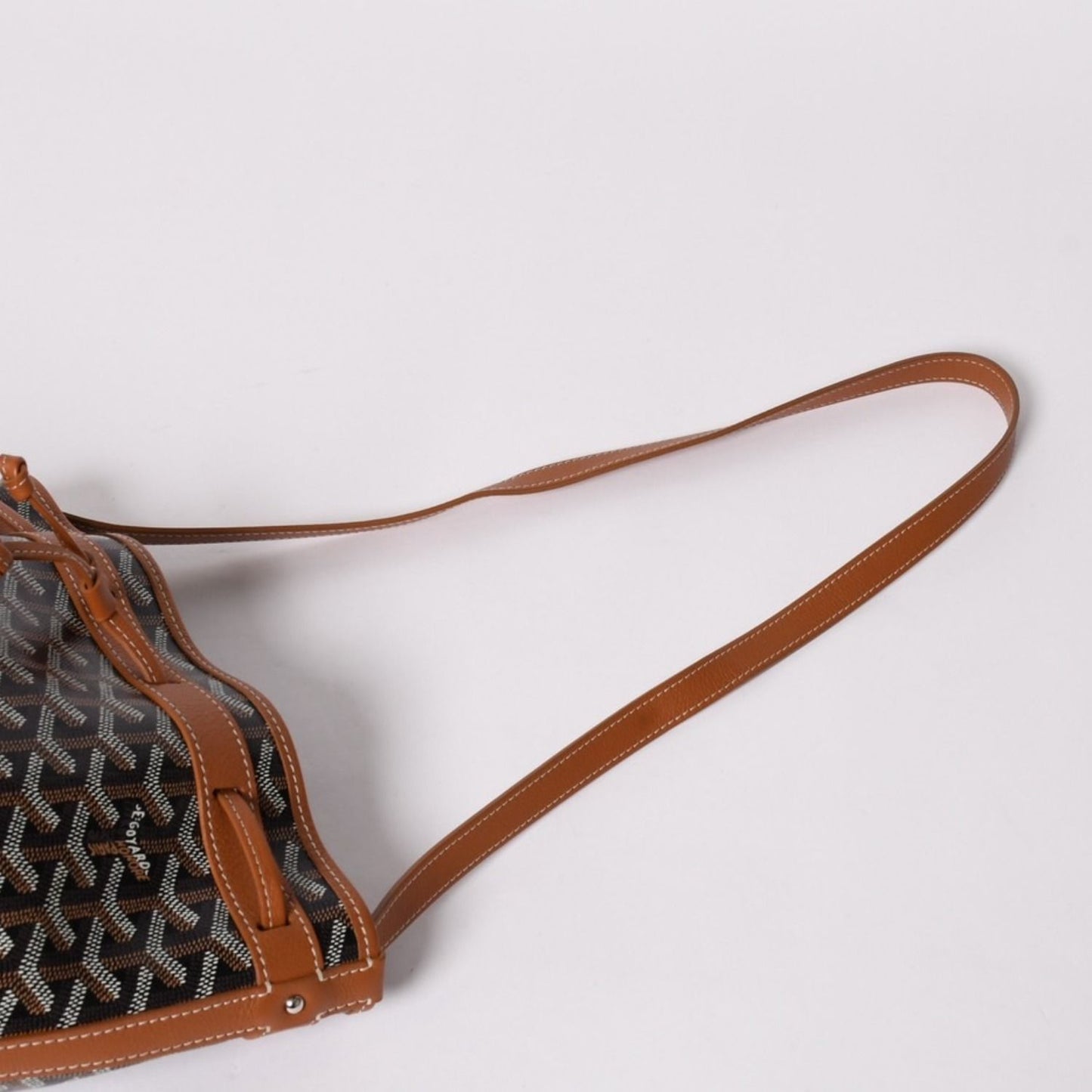 Goyard Petit Flo Bucket Bag Brown Calfskin — view 7