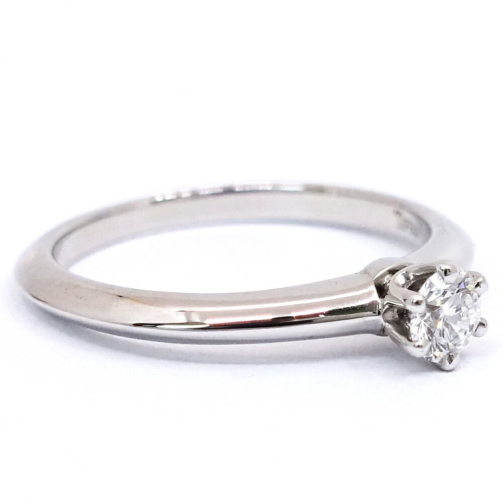 Tiffany & Co Classic Solitaire Diamond Ring Single — view 4