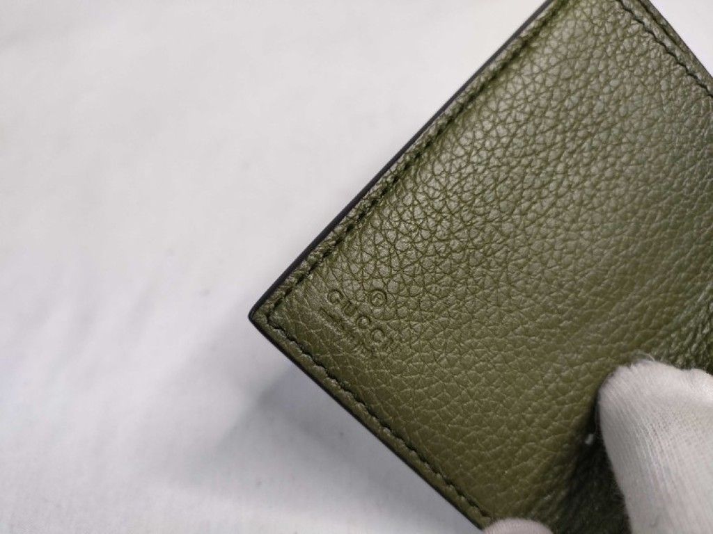 Gucci Trifold Wallet Compact Green Leather Embossed Logo Mini — view 9