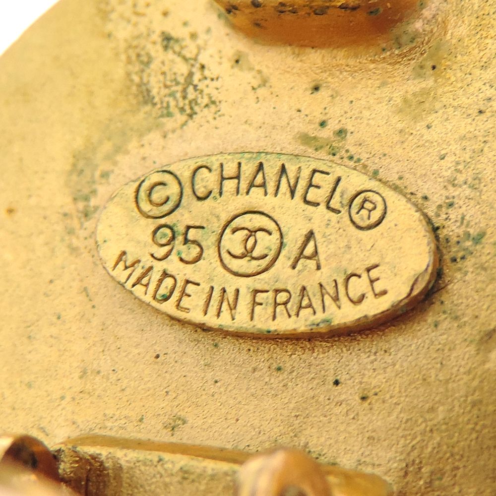 Chanel Earrings Gold — view 6