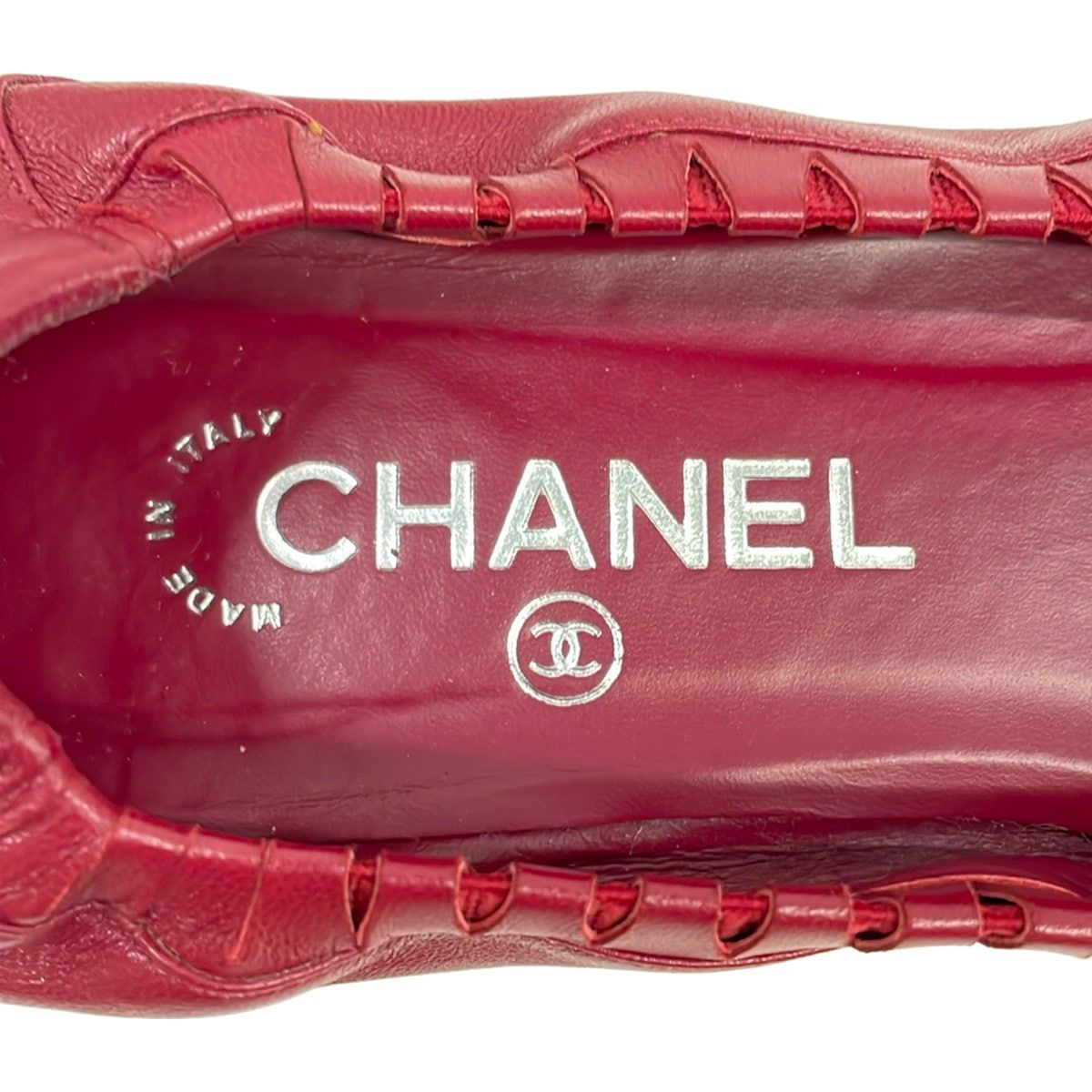 Chanel Flat Shoes 36 C Red Ribbon CC Logo Ballet Lambskin — view 5