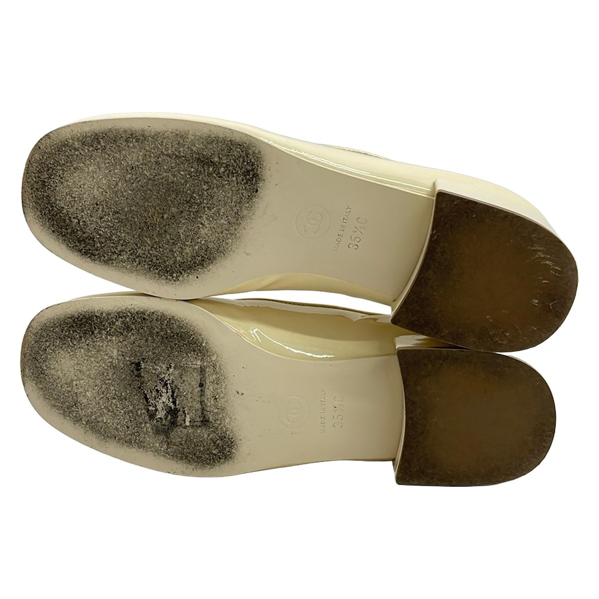 Chanel Shoes 35.5 C Ivory Tassel CC Logo Leather — view 4