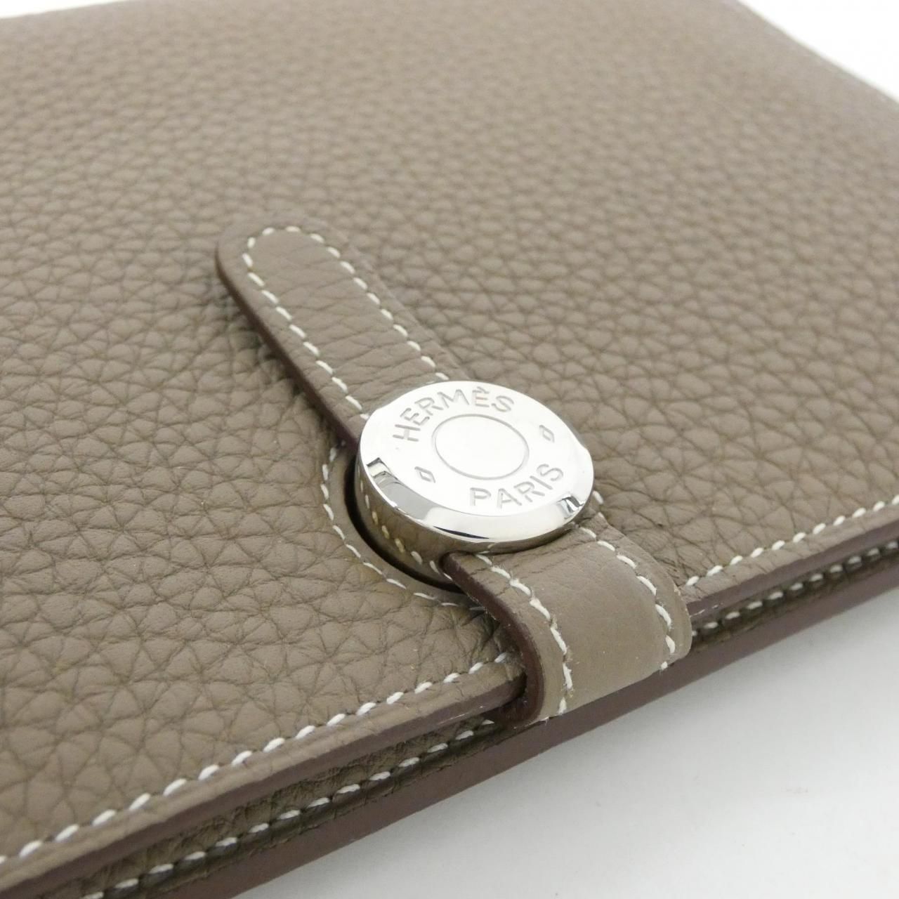 Hermes Dogon Duo Wallet — view 3