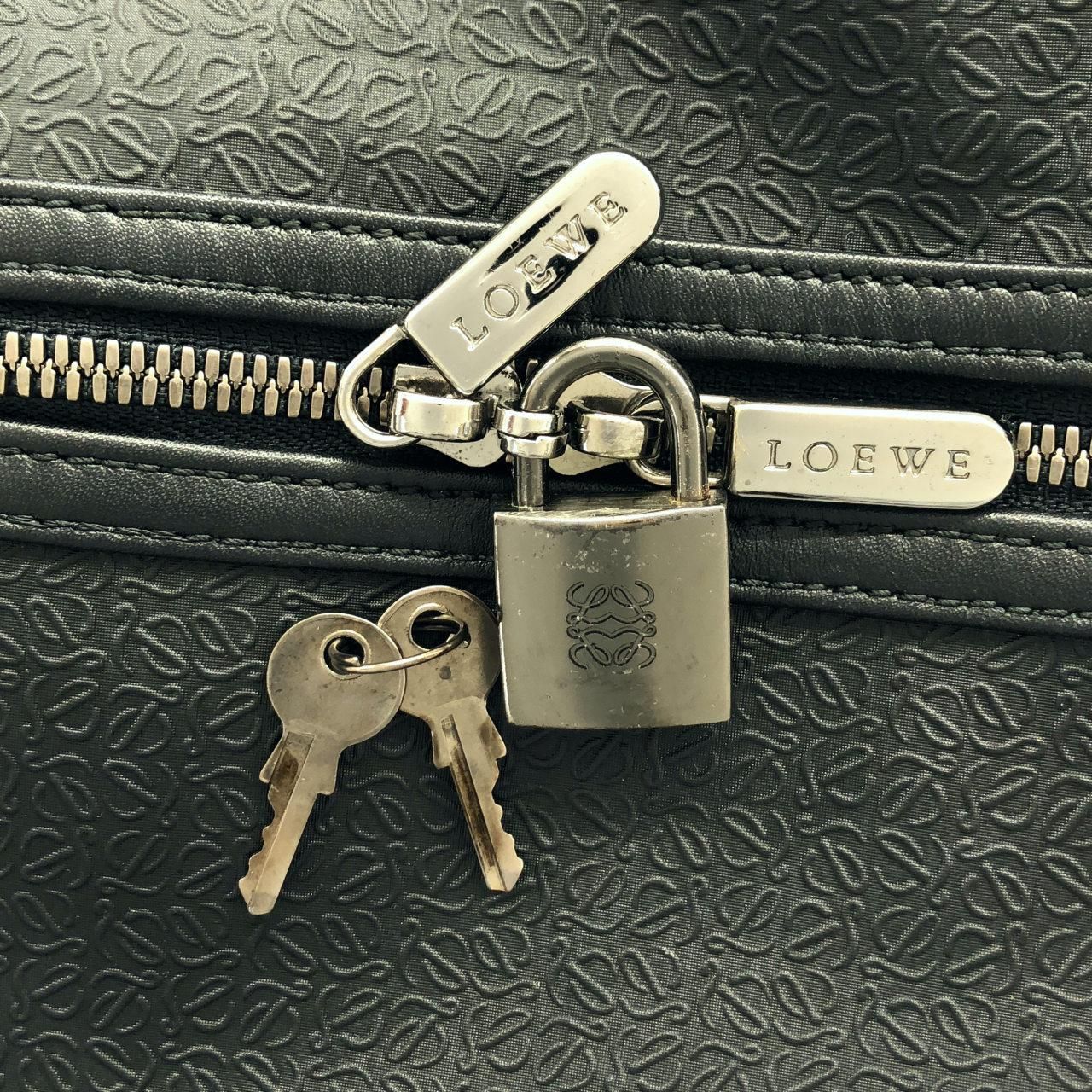 Loewe Vintage Boston — view 3