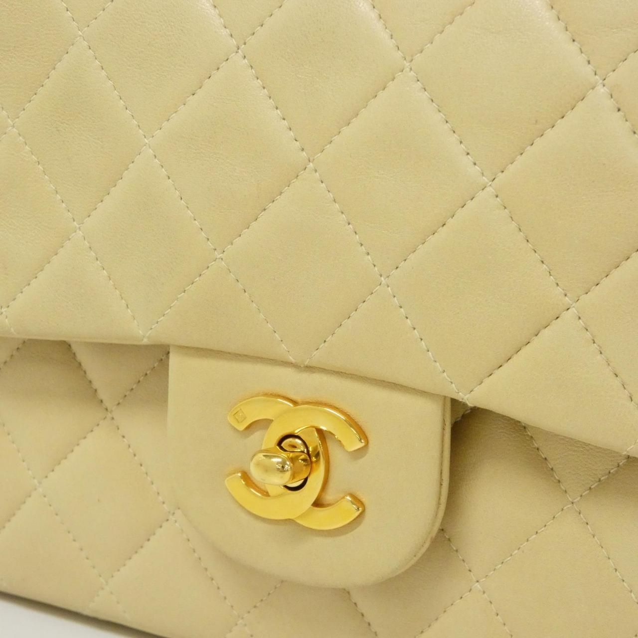Chanel Vintage Shoulder — view 4