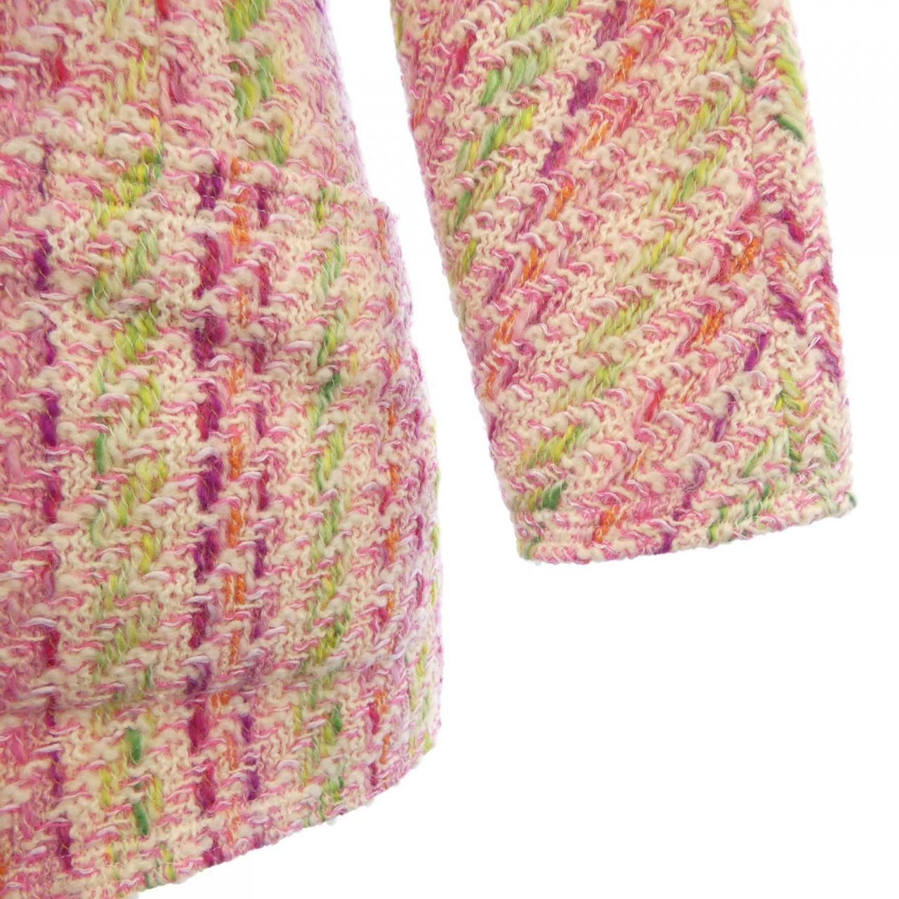 Chanel Vintage Suit Pink — view 7