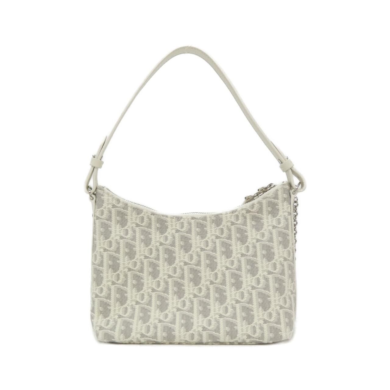 Dior Oblique 30 Montaigne in Shoulder — view 2