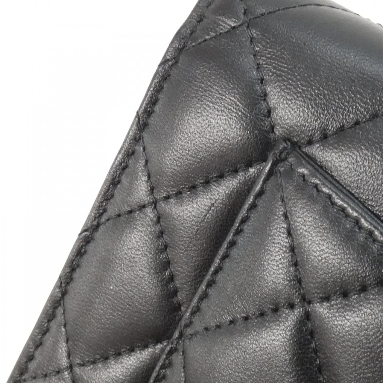 Chanel Chain Shoulder Bag Black — view 5