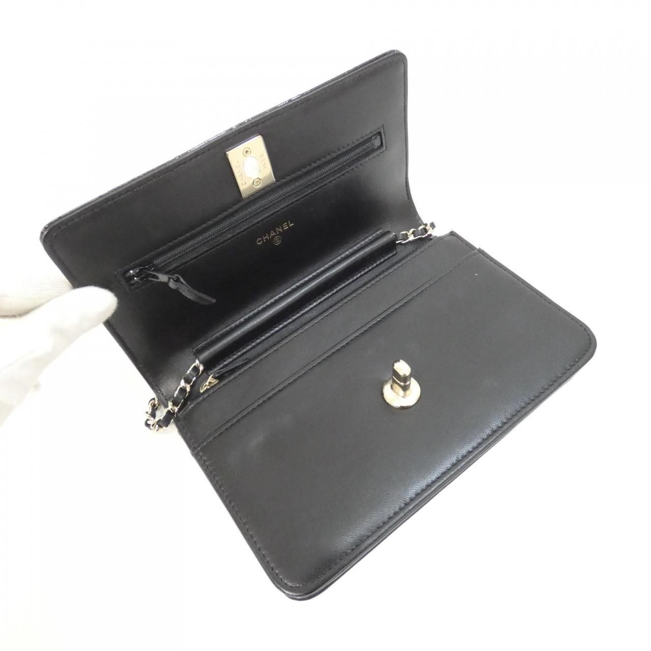 Chanel Chain Shoulder Bag Black — view 7