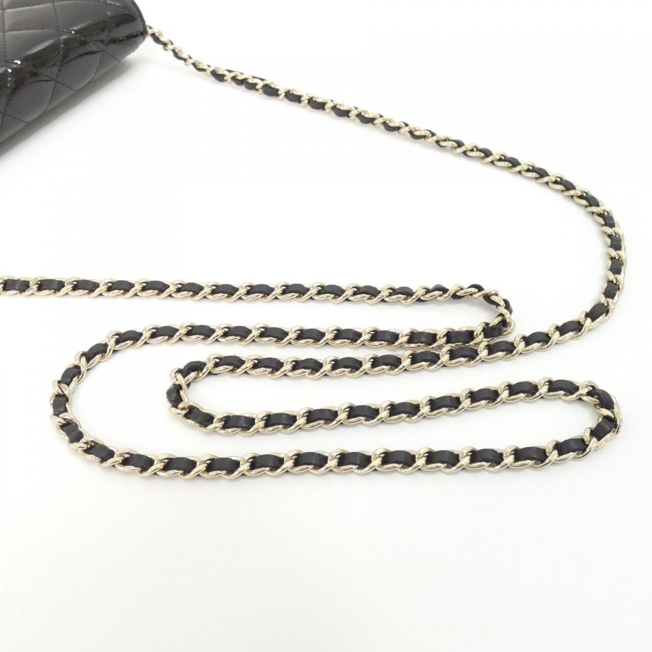Chanel Chain Shoulder Bag Black — view 6