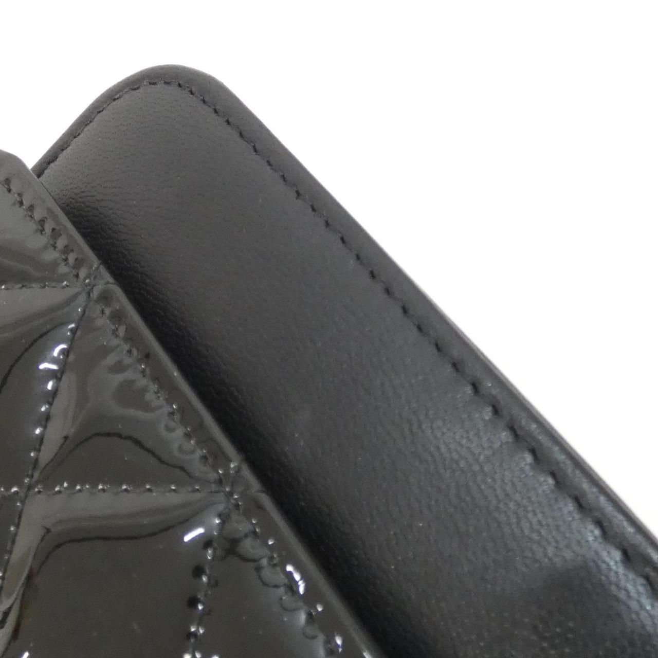 Chanel Chain Shoulder Bag Black — view 4