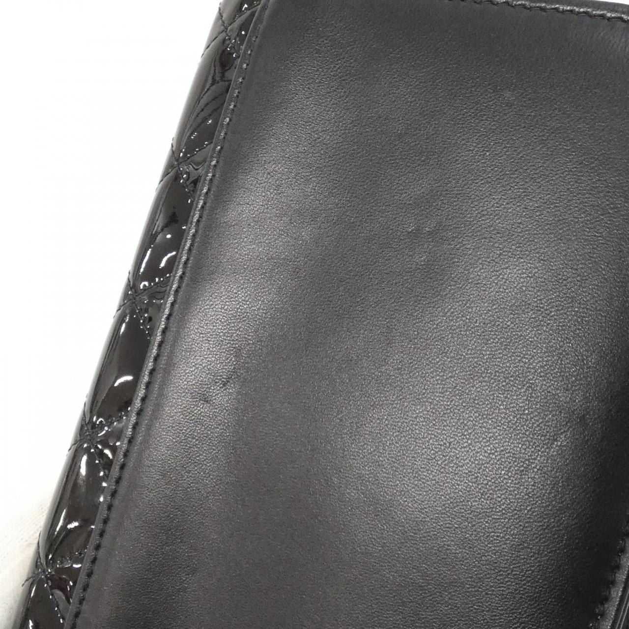 Chanel Chain Shoulder Bag Black — view 5
