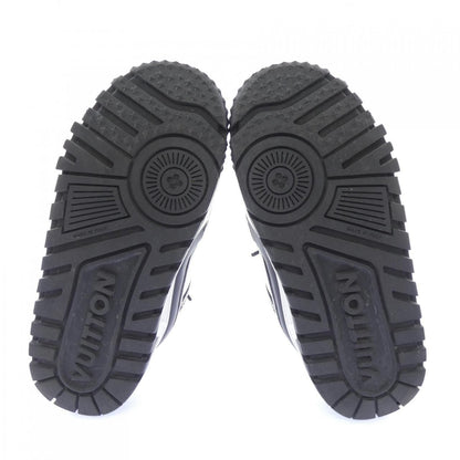 Louis Vuitton LV Trainer Maxi Line Sneakers — view 4