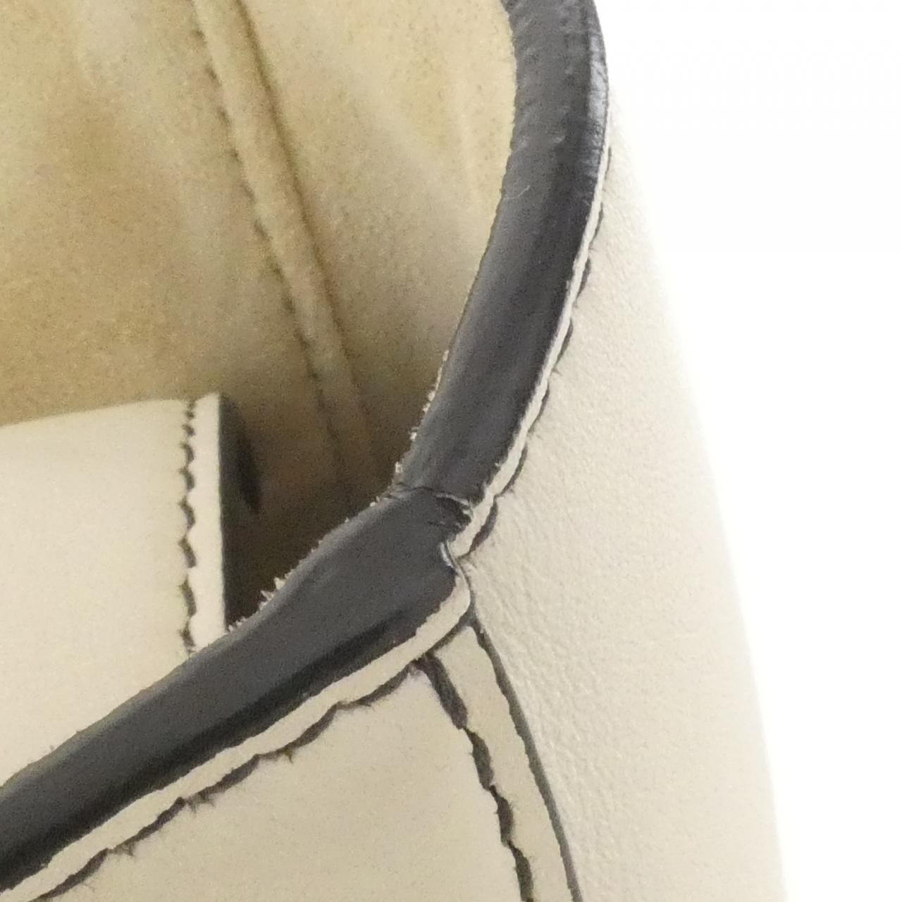 Dior Lady Bag Handbag White — view 6
