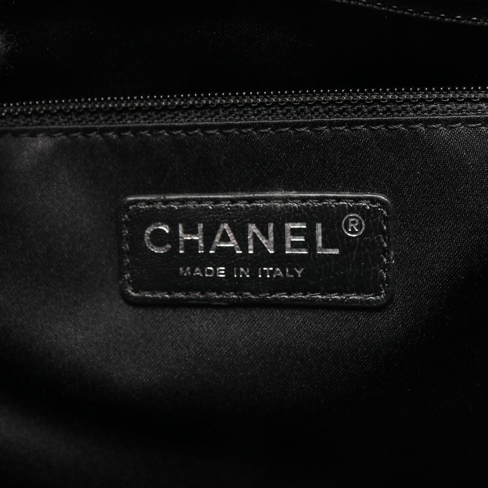 Chanel Tote Quilted Grand Shopping GST Black Caviar Leather Chain — view 4