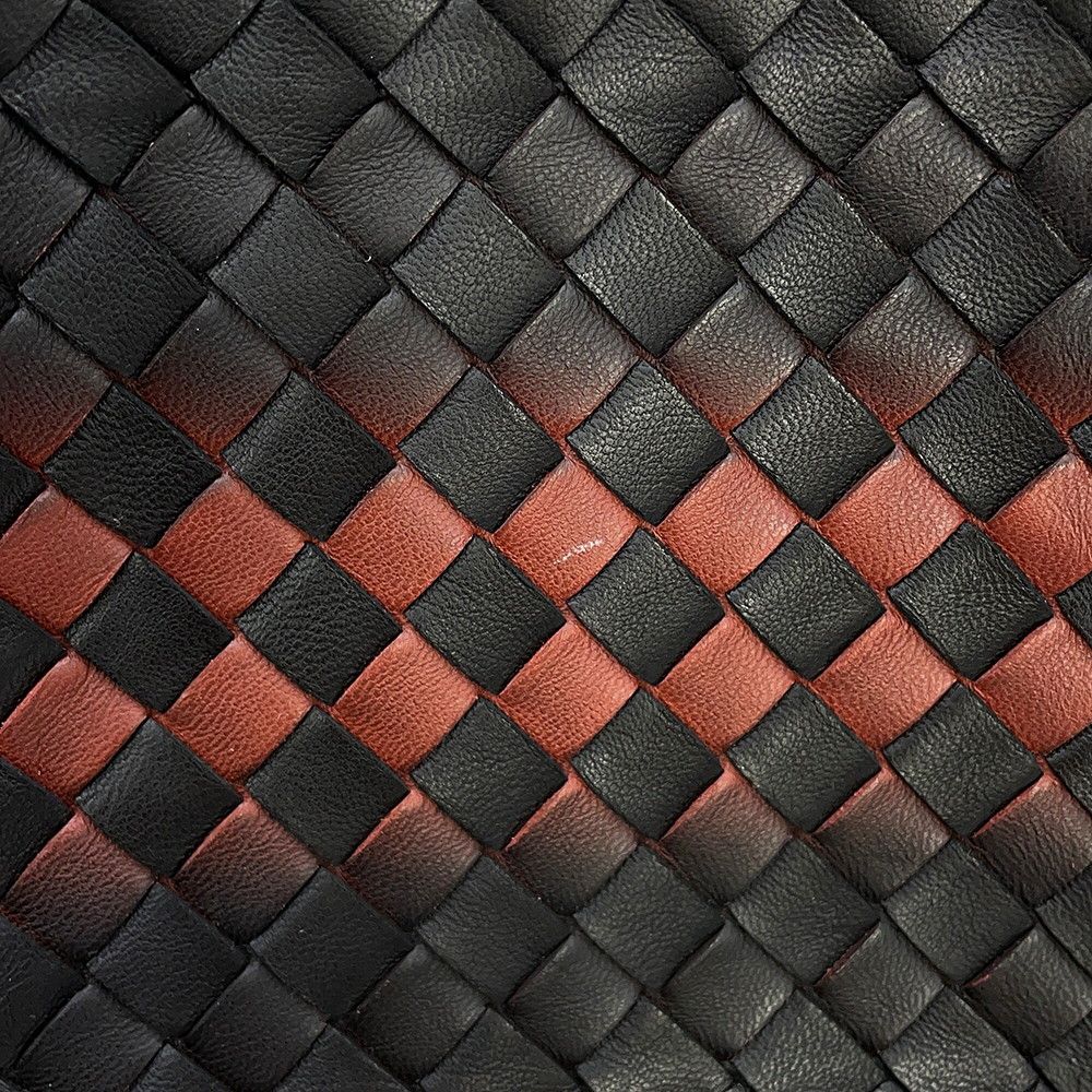 Bottega Veneta Shoulder Bag Intrecciato Leather Black — view 9