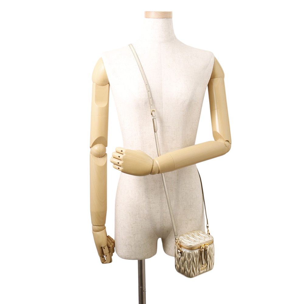 Miu Miu Miu Shoulder Bag Matelasse Micro Leather — view 4