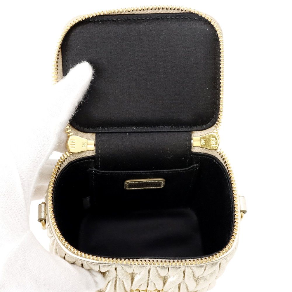 Miu Miu Miu Shoulder Bag Matelasse Micro Leather — view 5