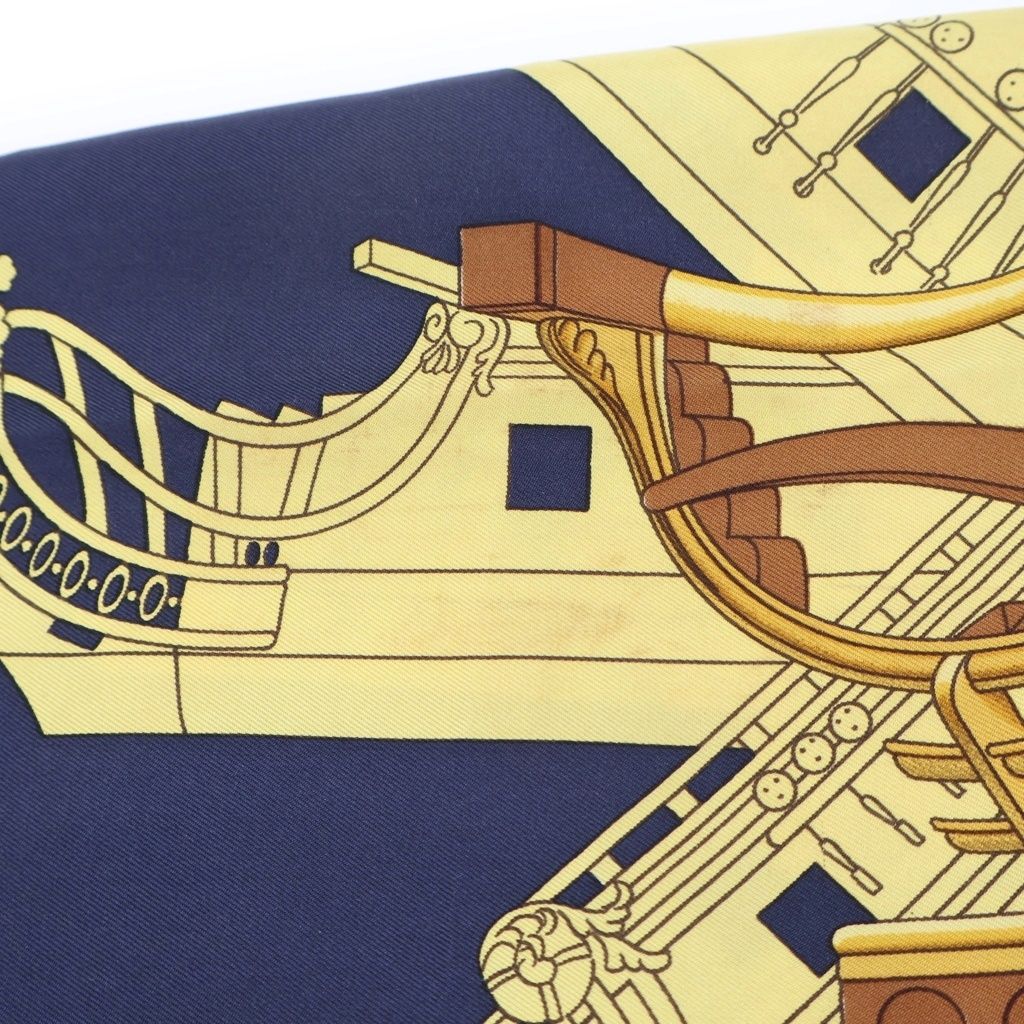 Hermes Carre 90 Proteus Scarf All Over Pattern Yellow Navy — view 4