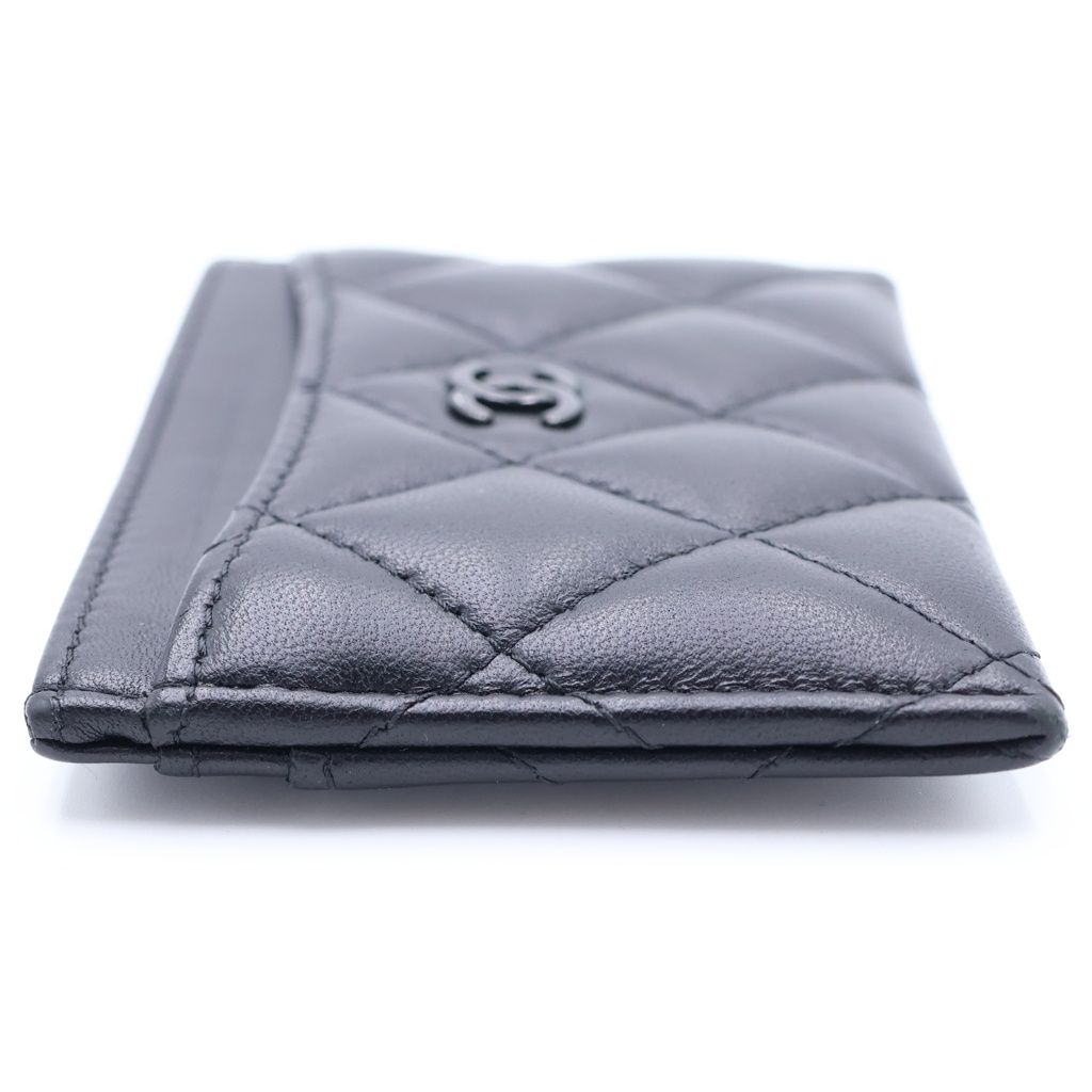 Chanel Quilted Lambskin Card Case Black — view 3