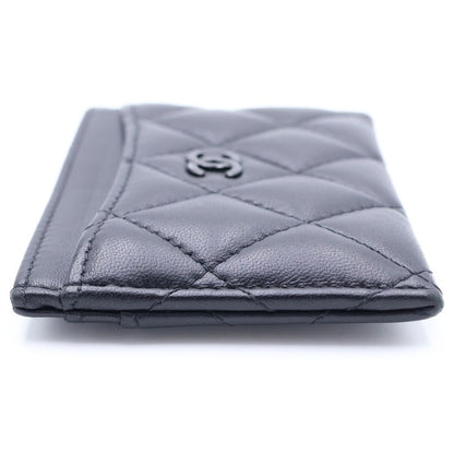 Chanel Quilted Lambskin Card Case Black — view 3