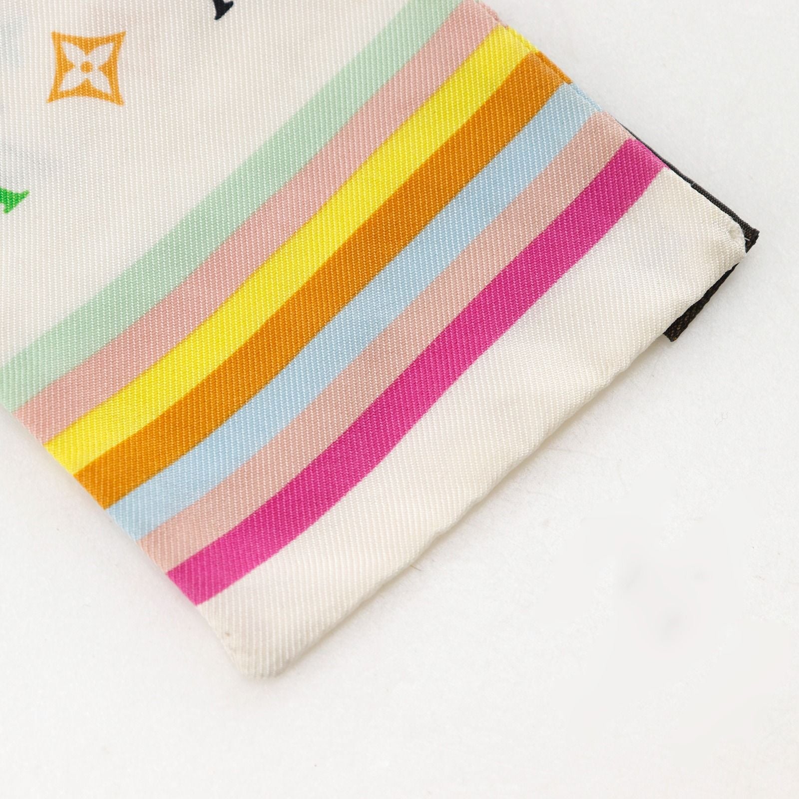Louis Vuitton Bandeau Monogram Silk Multicolor Scarf — view 9