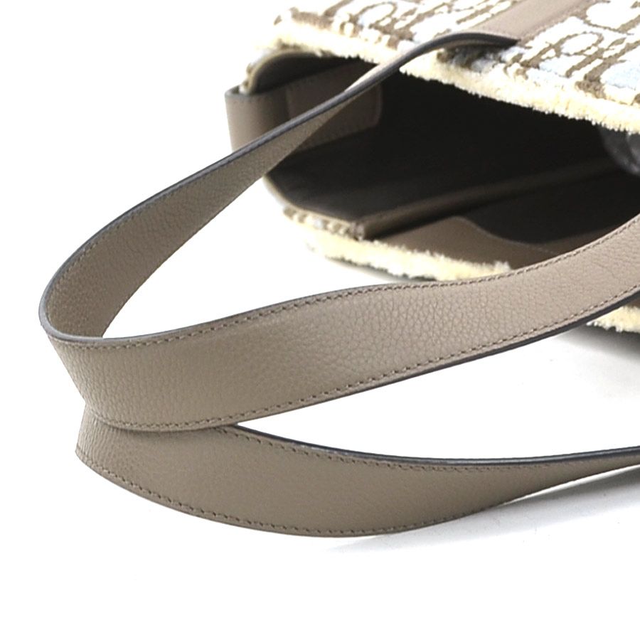 Dior Handbag House — view 8