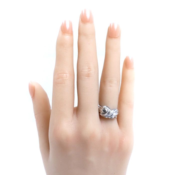 Tiffany & Co 18k White Gold Signature Ring Diamond — view 7