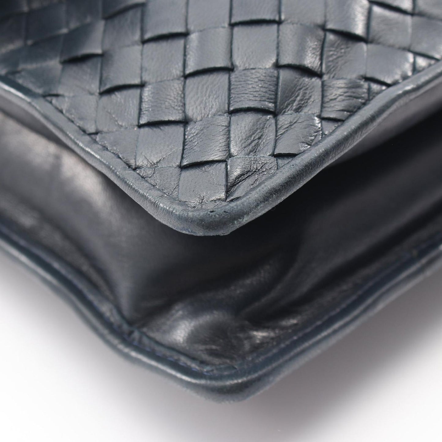 Bottega Veneta Shoulder Bag Intreccia Navy Leather — view 5