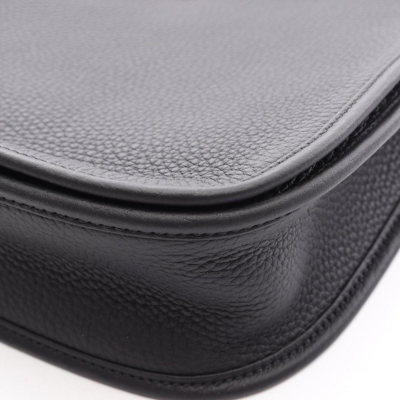 Hermes Shoulder Bag Evelyne 3 Troyes PM Black Leather — view 6