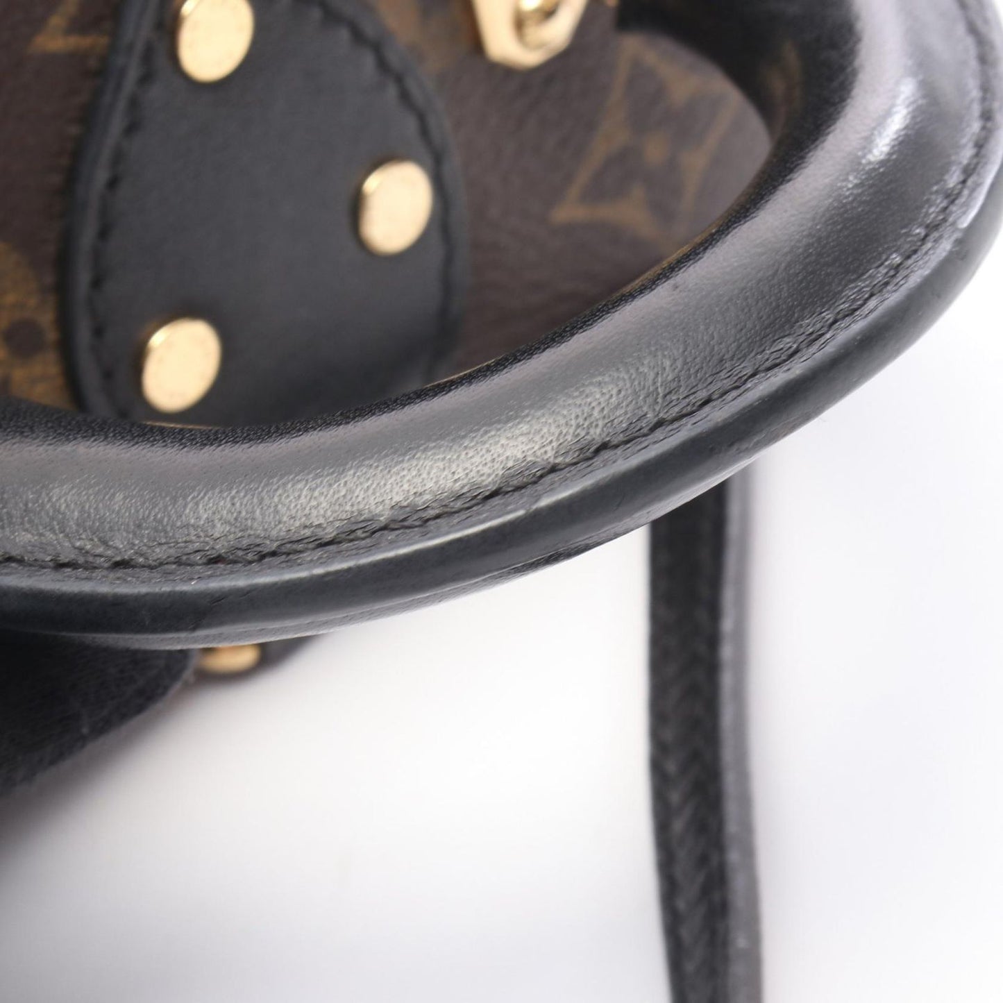 Louis Vuitton Handbag Camera 2-Way Leather — view 9