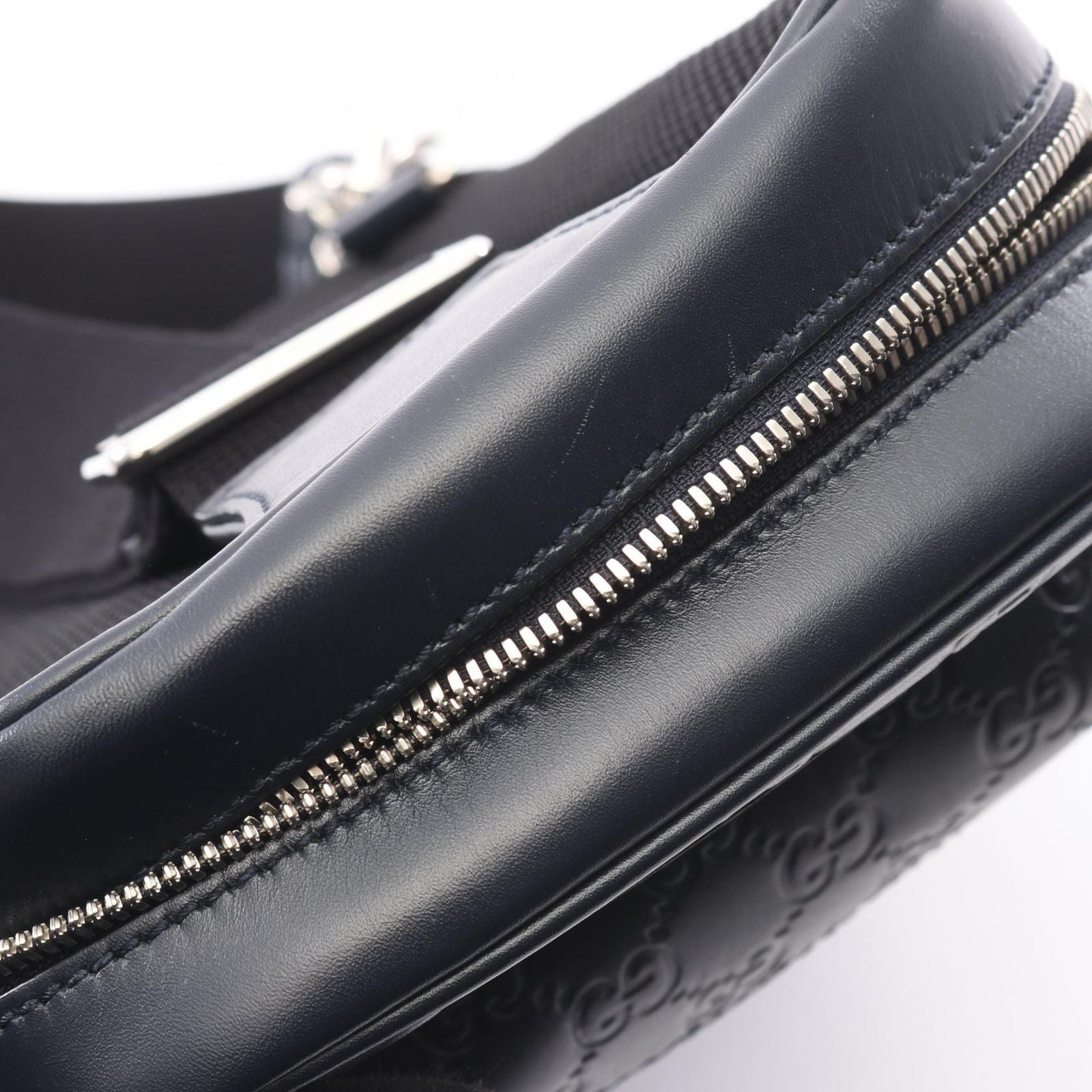 Gucci Waist Bag Guccissima Navy Leather — view 5
