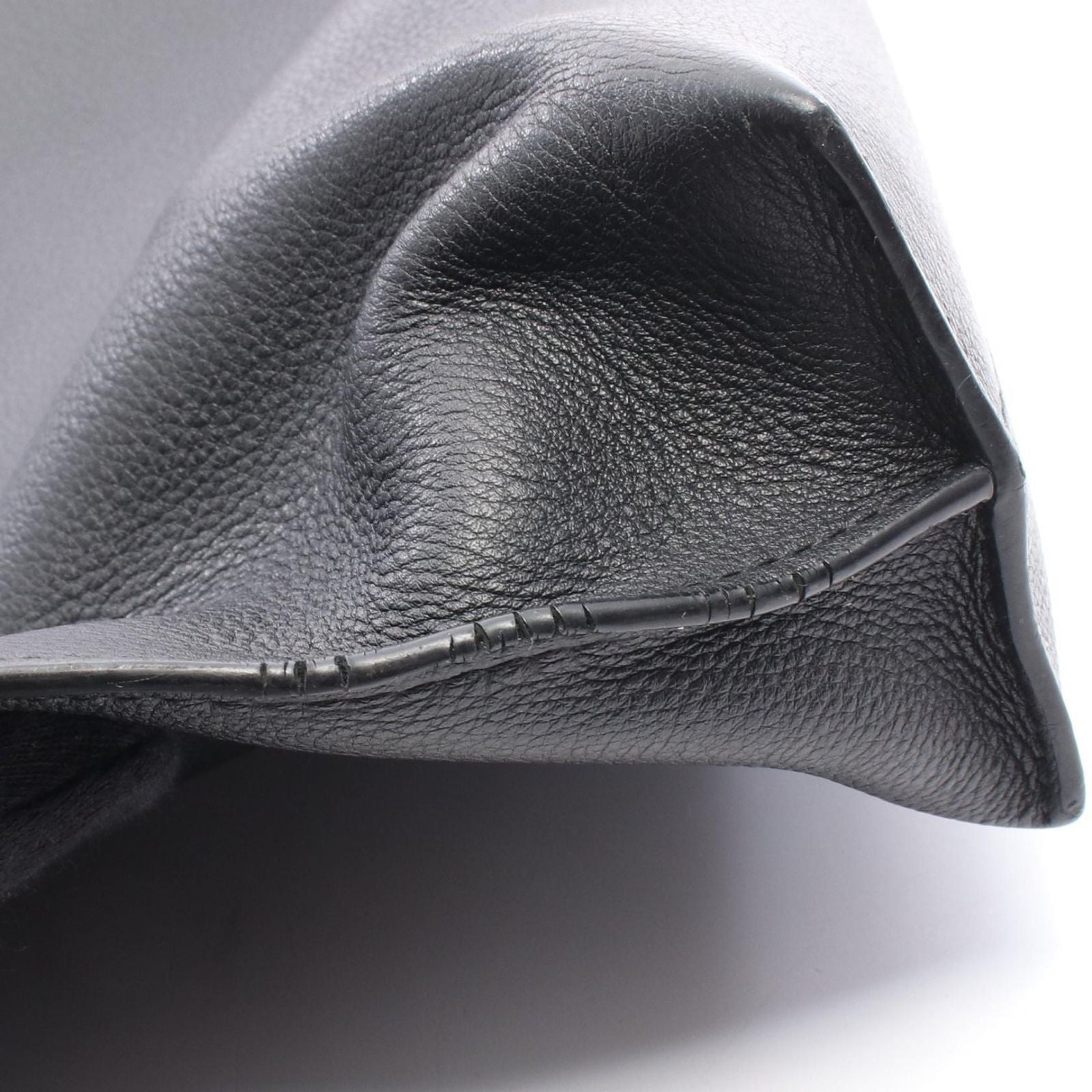 Loewe Shoulder Bag T Messenger Black Leather — view 9