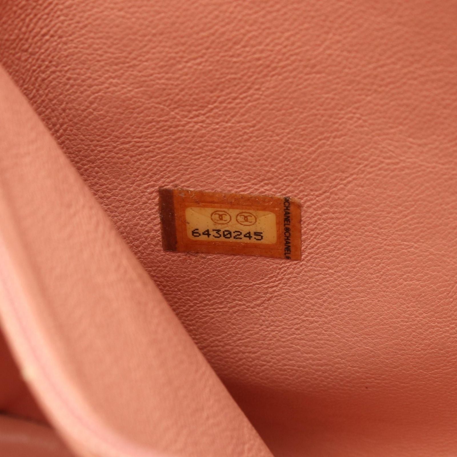 Chanel Tote Medallion ralpink Caviar Leather — view 5