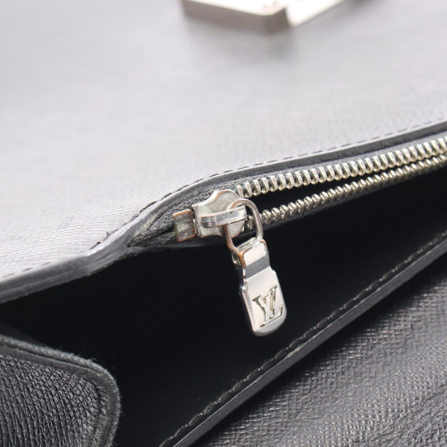 Louis Vuitton Business Bag Ardoise Leather — view 7