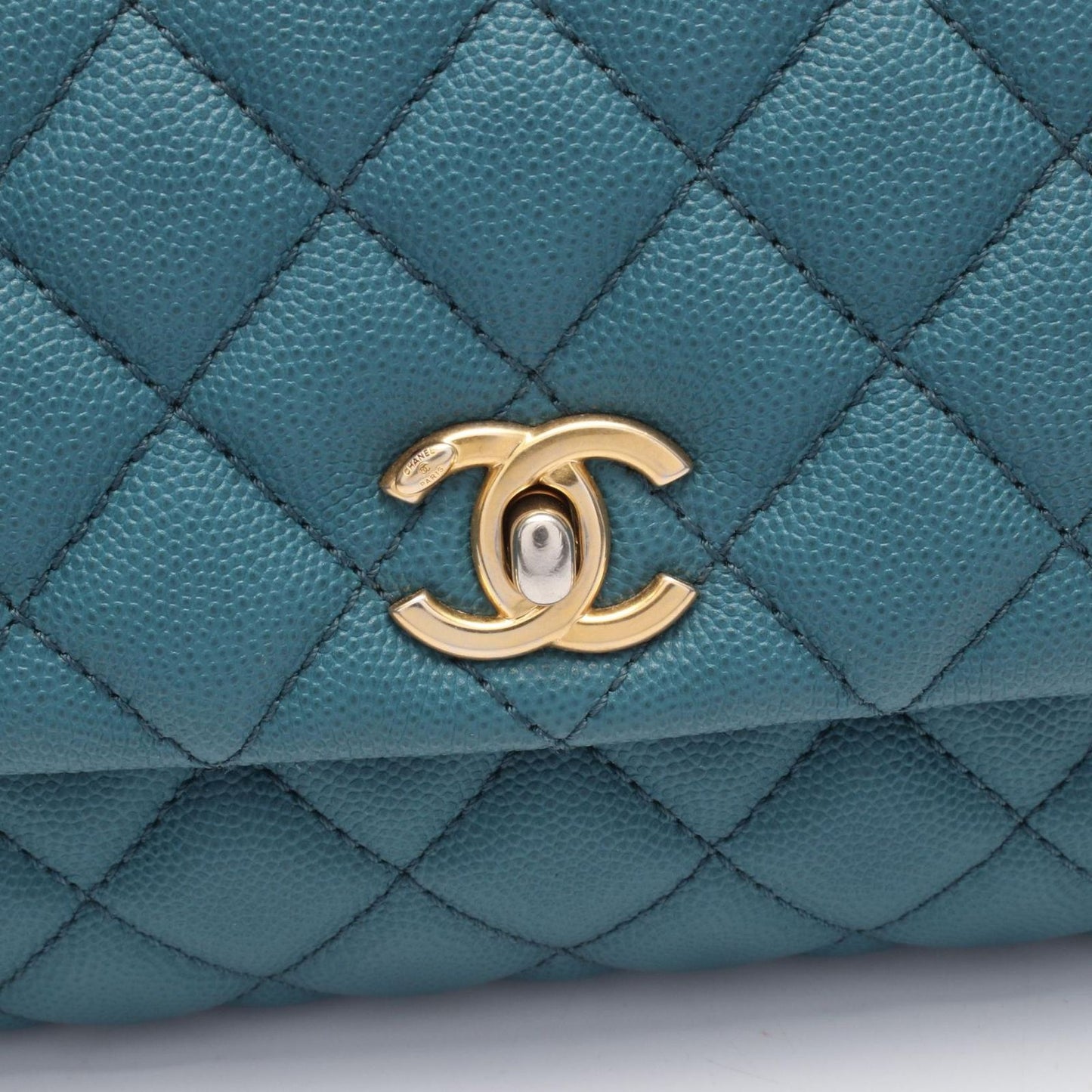Chanel Handbag Herehandle Flap Quilted 2-Way Blue Green Caviar Leather Exoticcle — view 7