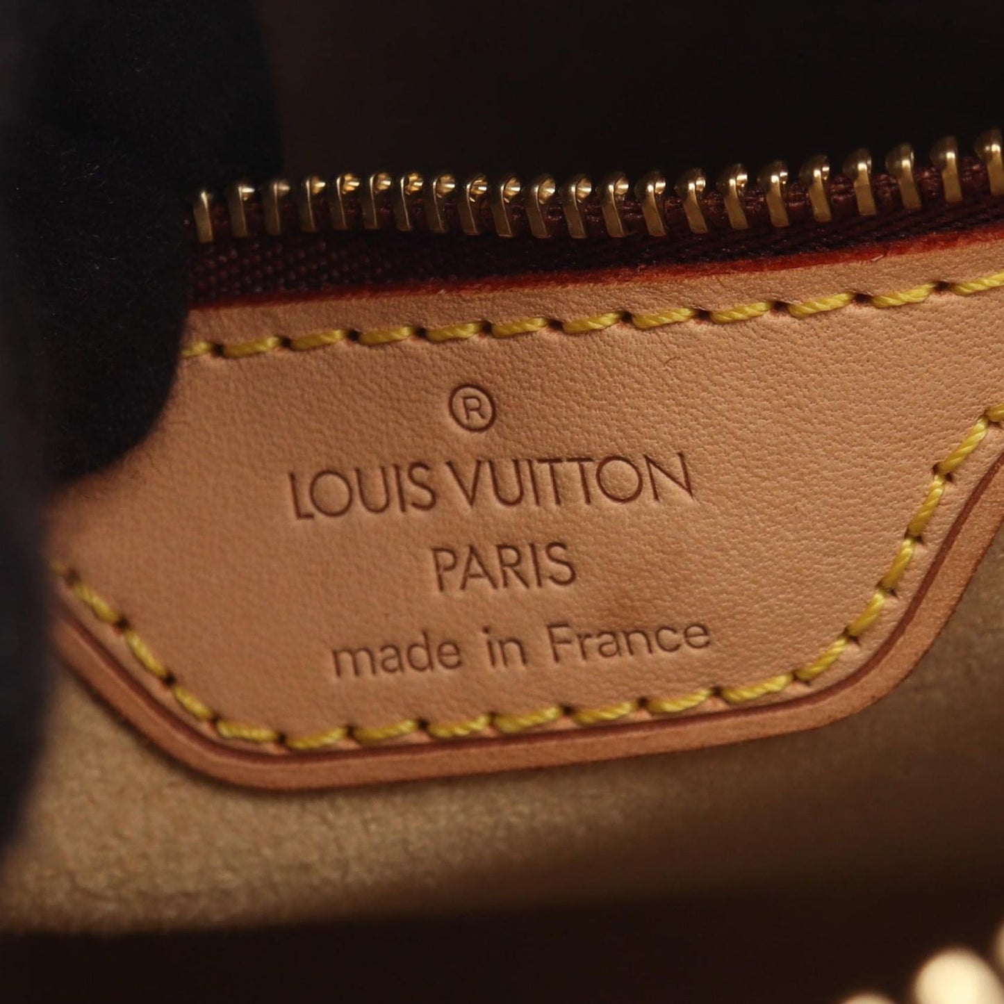 Louis Vuitton Shoulder Bag Looping Leather — view 4