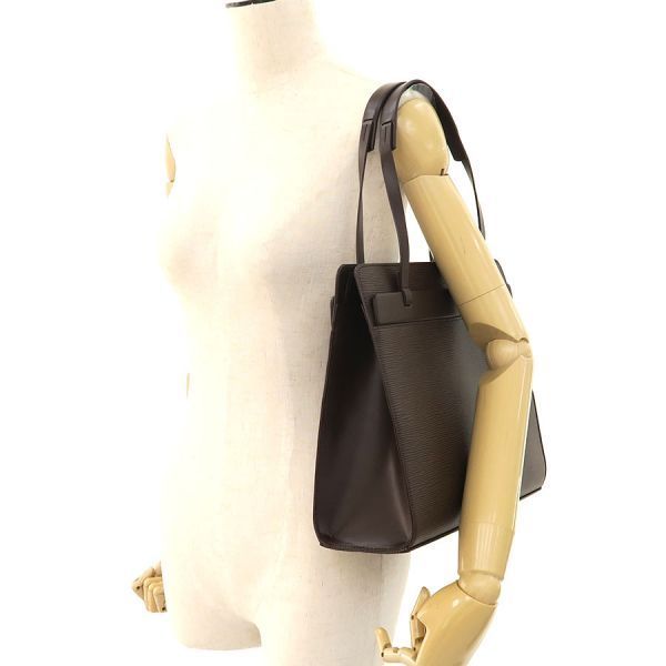Louis Vuitton Epi Croisette PM Messenger — view 9