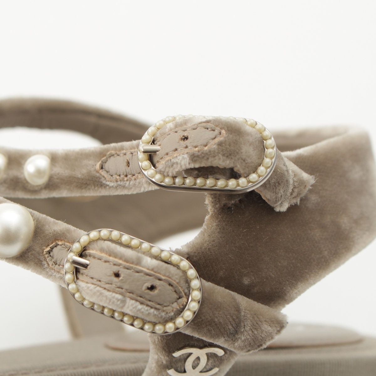 Chanel Velour CC Logo Pearl Strap Sandals Gray Ju 36 1 2C — view 8