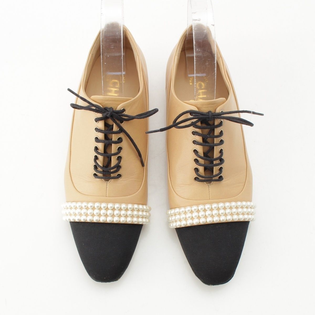 Chanel Leather Pearl CC Logo Loafers Beige Black — view 2