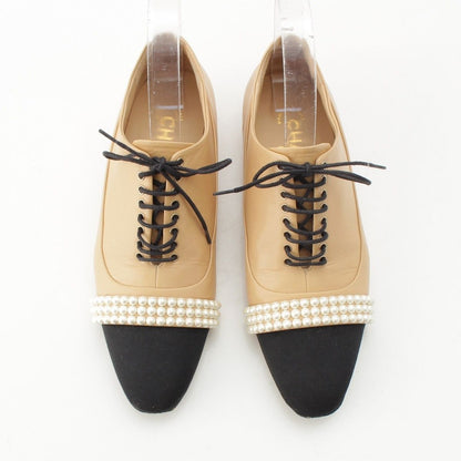 Chanel Leather Pearl CC Logo Loafers Beige Black — view 2