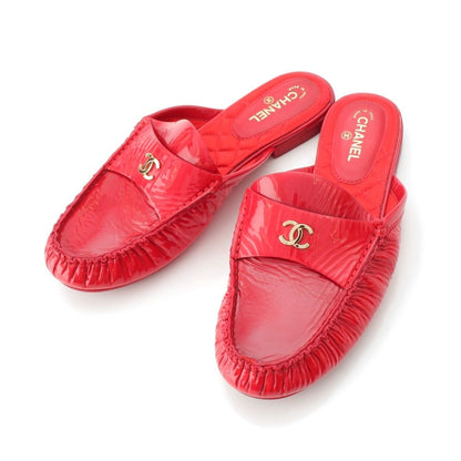 Chanel 18c Patent CC Logo Sandals Red