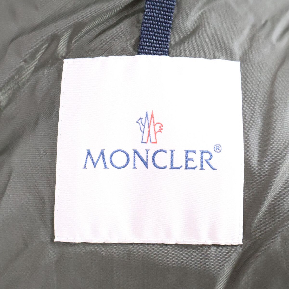 Moncler Agot Hooded Down Coat — view 6