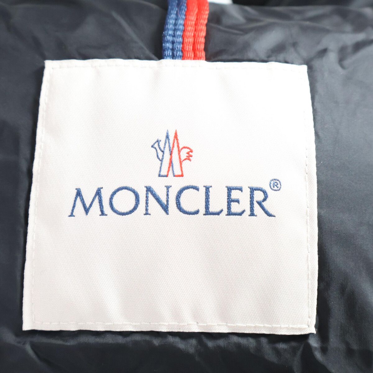 Moncler Avoce Short Down Jacket — view 6