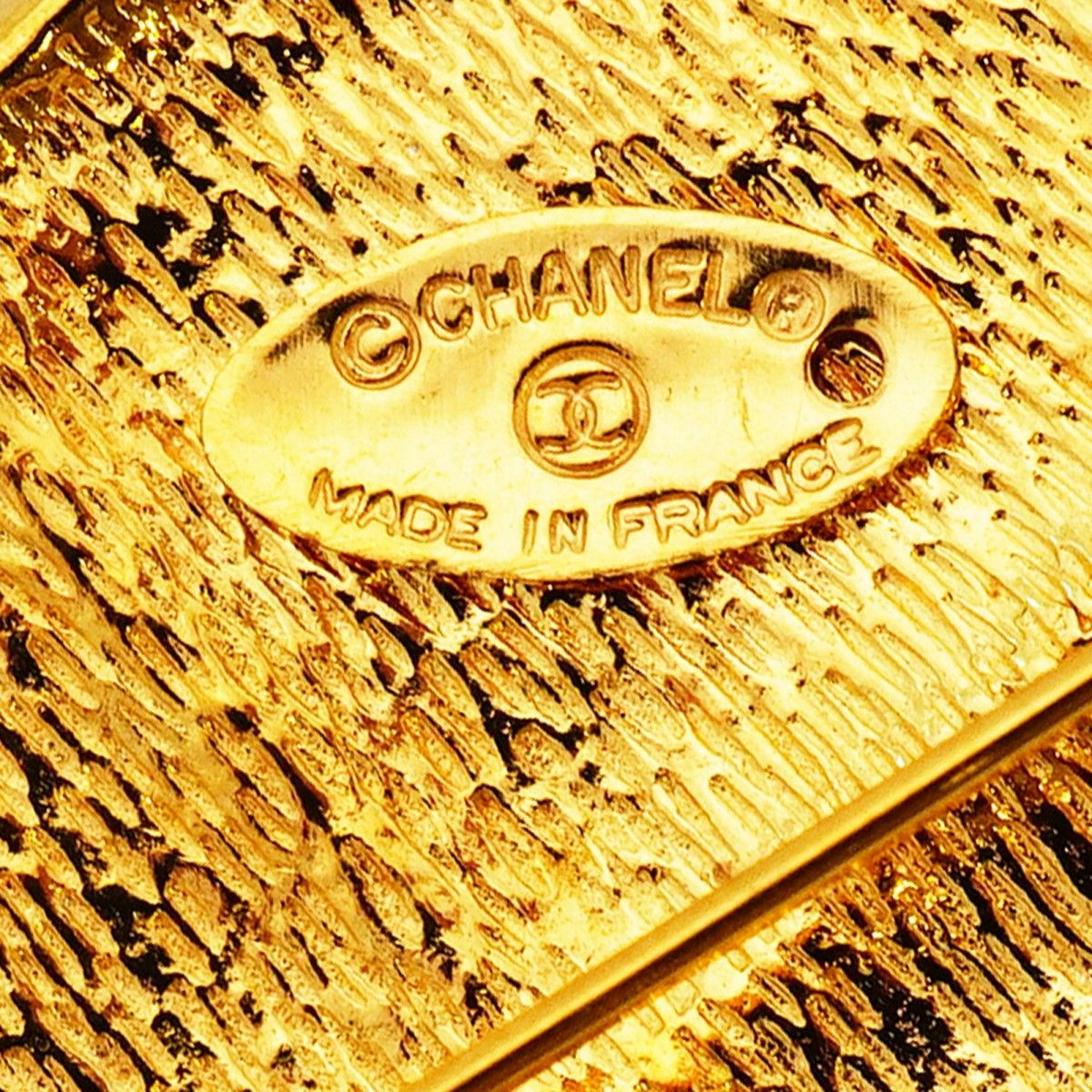 Chanel Brooch Vintage Quilted Diamond Gold Plated — view 4