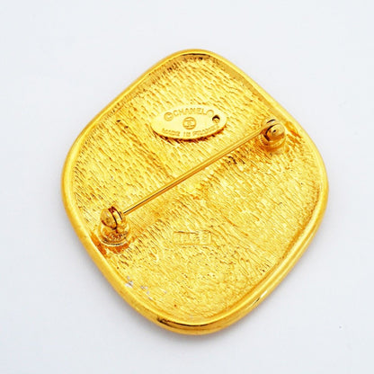 Chanel Brooch Vintage Quilted Diamond Gold Plated — view 6