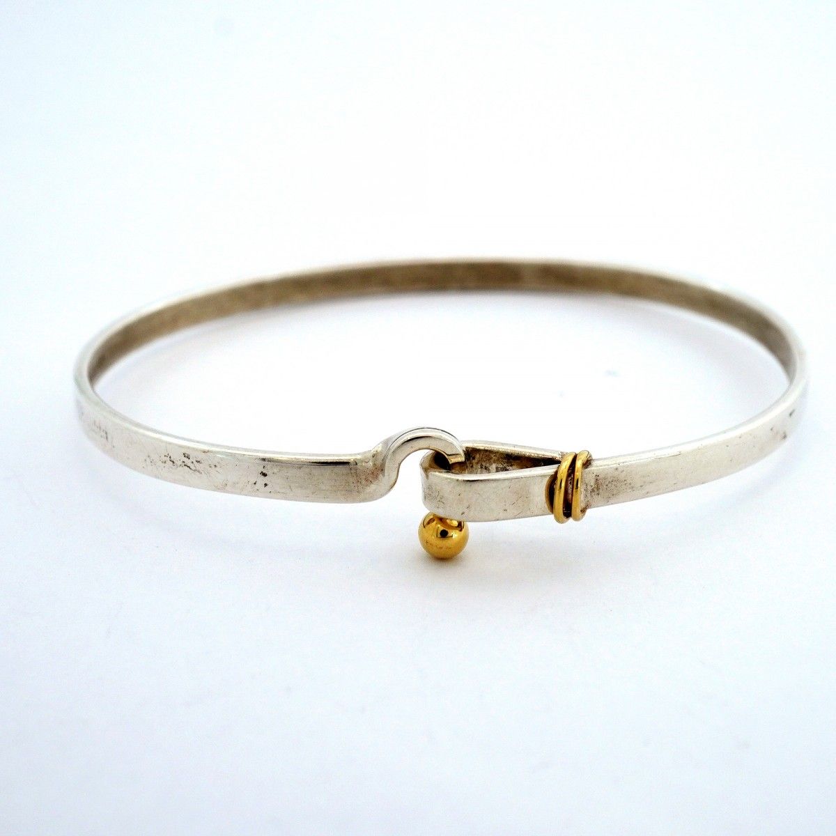 Tiffany & Co Bangle Hook Eye 18k Yellow Gold 925 Sterling Silver Bracelet — view 4