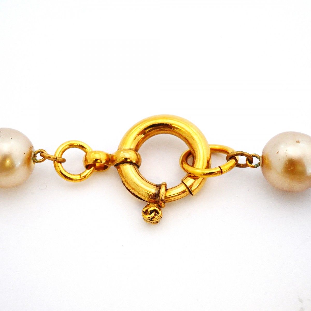 Chanel Necklace Vintage CC Logo Gold Plated Faux Pearl — view 4