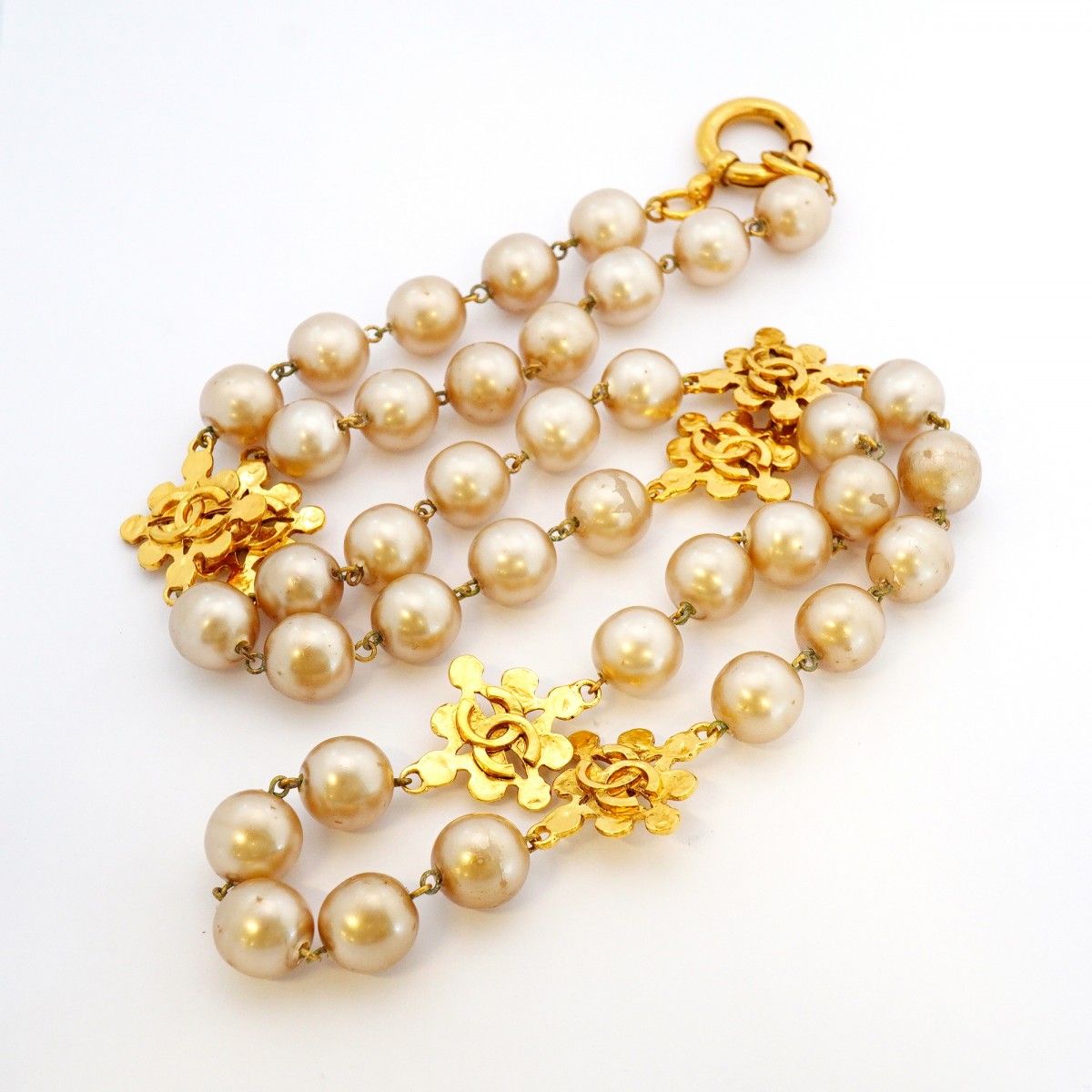 Chanel Necklace Vintage CC Logo Gold Plated Faux Pearl — view 3