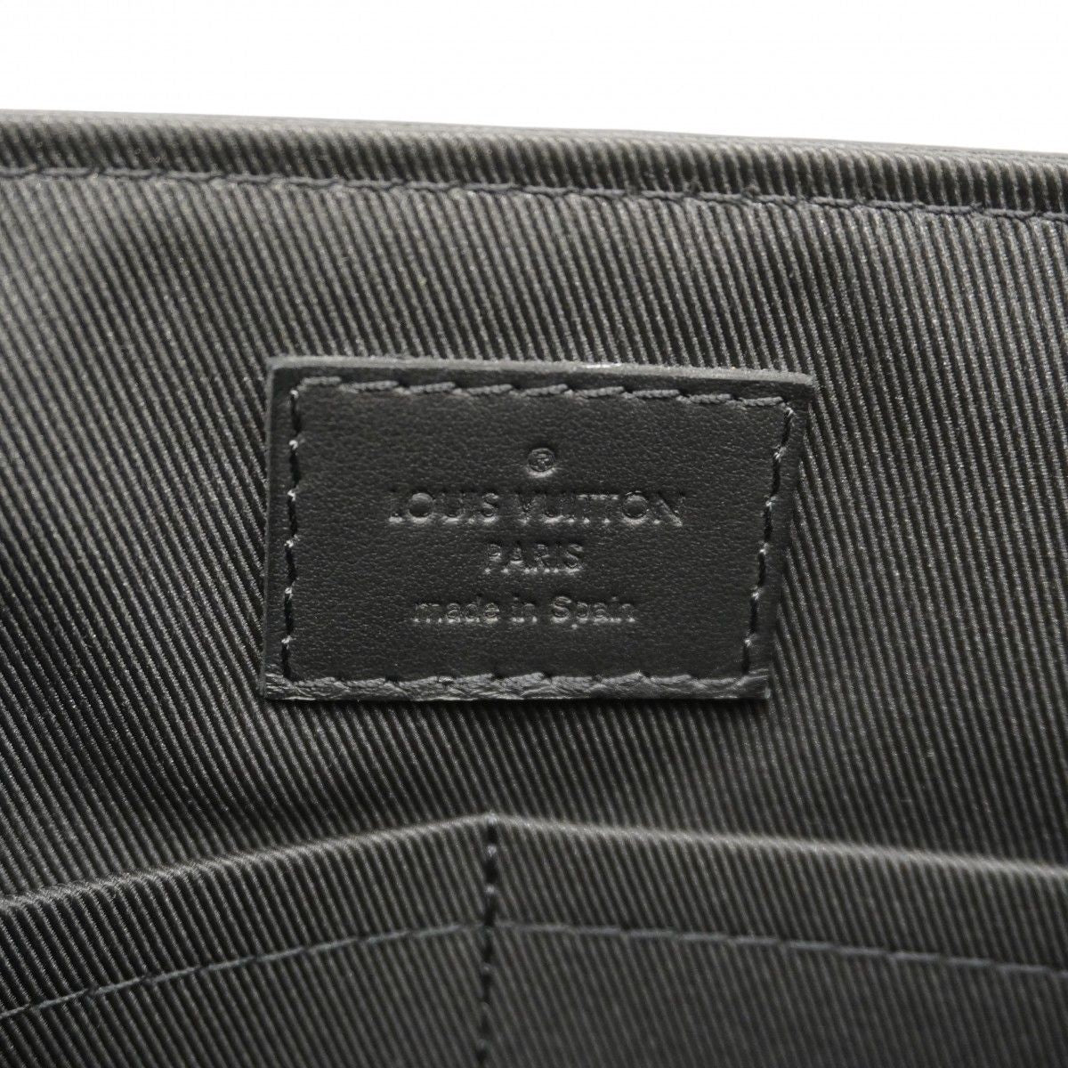 Louis Vuitton Shoulder Bag LV Aerogram Take Off Messenger Noir — view 5